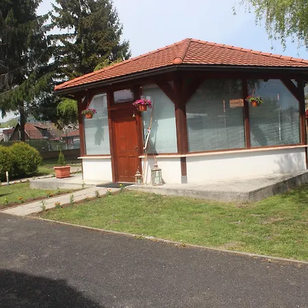 Guest house Happy Village Kastiel